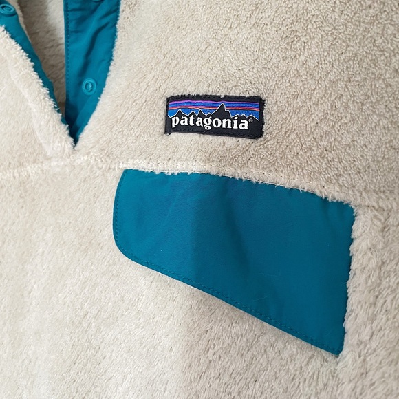 Patagonia Women's Re-Tool Snap-T® Fleece Pullover (Cream / Teal) - Picture 2 of 4
